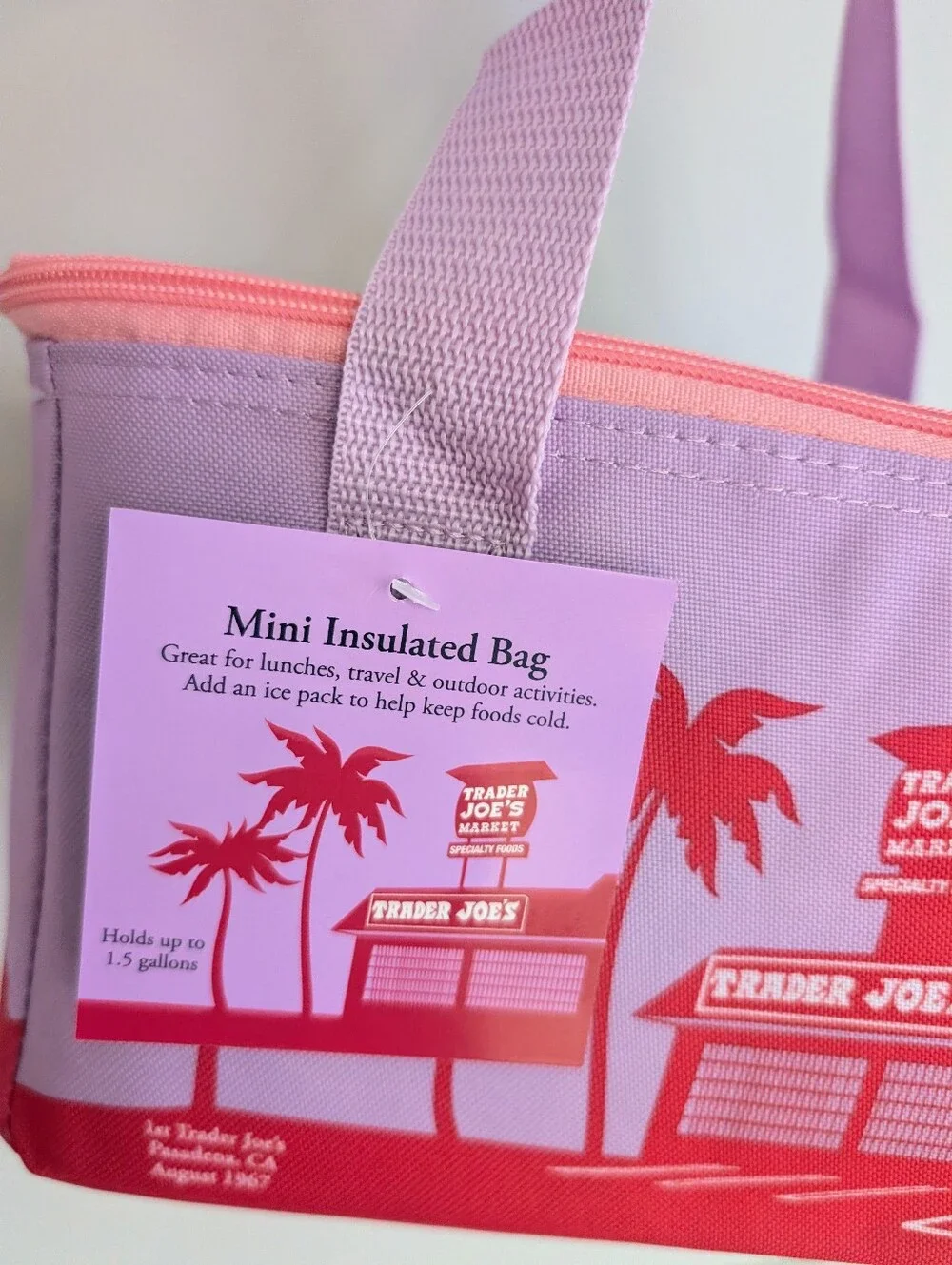 *NEW* Trader Joe’s Mini Insulated Tote Bag - Floral Violet with Pink Zipper - Picture 2 of 6